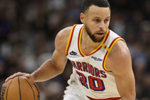 Pemain Basket yang Memiliki Shooting Form Aneh