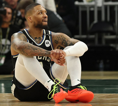 bucks-dapat-keringanan-beban-gaji-usai-lillard-keluar