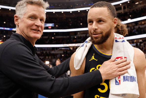 steve-kerr-bahagia-karena-bisa-melatih-steph-curry