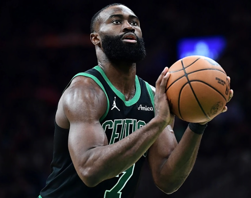 jaylen-brown-akan-menjadi-senjata-utama-celtics