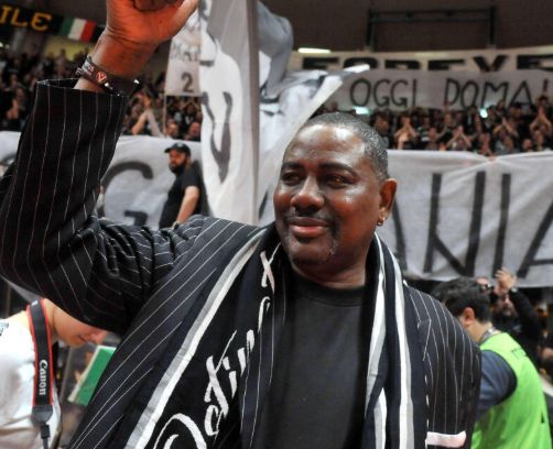 cerita-micheal-ray-richardson-yang-ke-okc