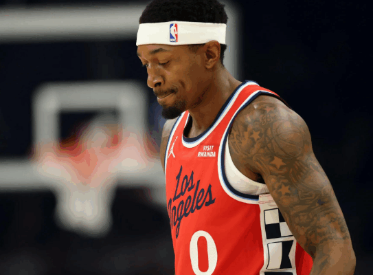 bradley-beal-alami-patah-tulang-pinggul