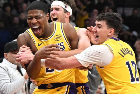 rui-hachimura-lakukan-buzzer-beater-untuk-lakers