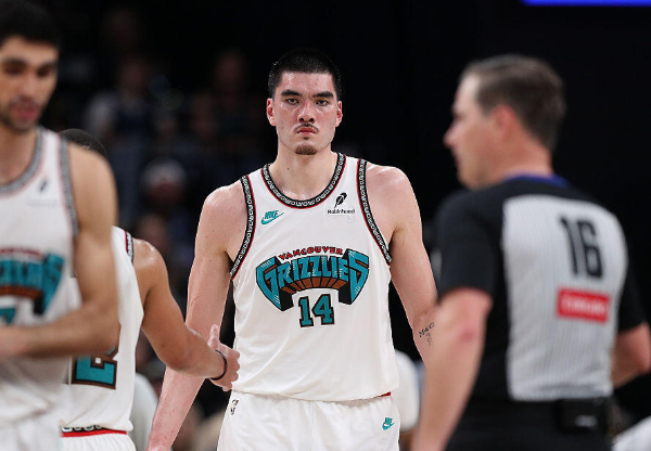 zach-edey-akan-menepi-selama-total-4-minggu