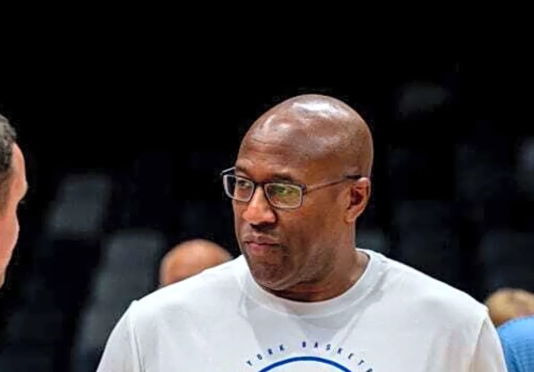 mike-brown-ungkap-kunci-melatih-timnya