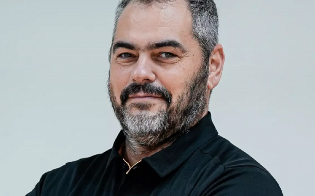 agusti-julbe-minta-dewa-united-latihan-bertahan