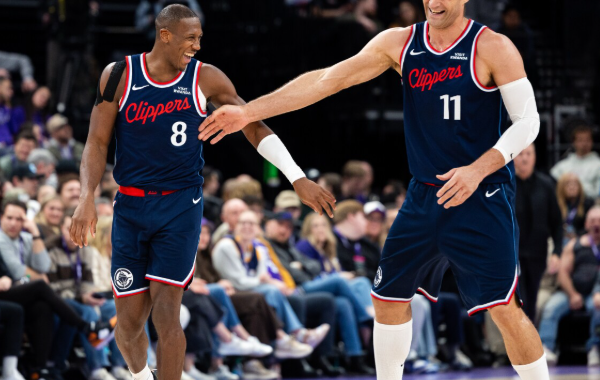 Clippers Kalahkan Jazz 115-103, 9 Kemenangan 10