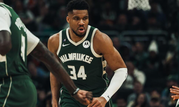 Bucks Akhiri Streak Kekalahan, Giannis Heroik