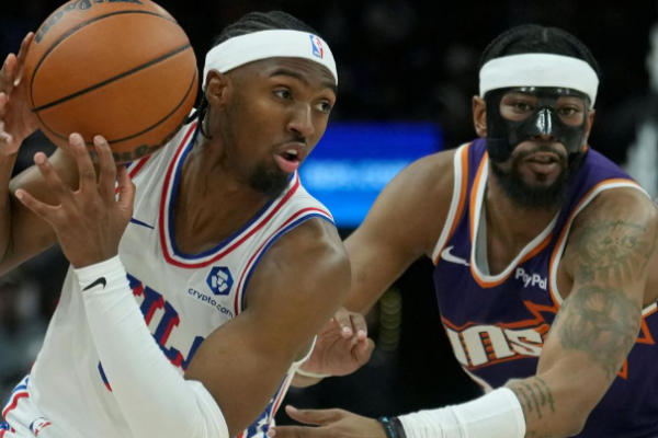 76ers Kalahkan Suns 109-103, Embiid Comeback