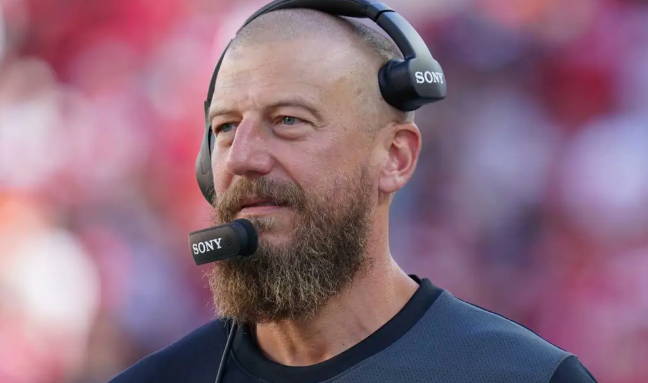 Brian Fleury Antusias Tangani Offense Seahawks